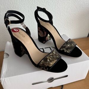 NEW Aldo Argenti Black Velvet Floral Sequin Heels 6